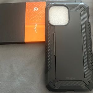 NWT-iPhone 13/14 Max Pro Case - Black